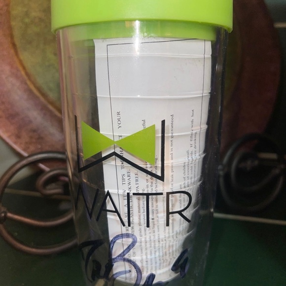 Autographed Drew Brees Plastic Drinkware - Picture 3 of 4